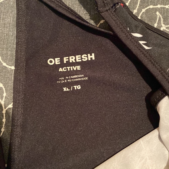 Multi colour tank - Picture 3 of 4